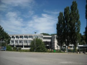 Lycée Gabriel Charles Pravaz - Etablissements scolaires - Pont de Beauvoisin